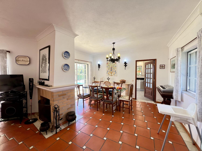 Others 4, Alvor Traditional Villa With Pool by Homing, Portimão