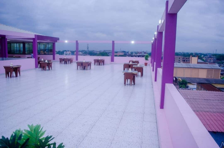 Food & Drinks 5, Hotel Atlantic, Kinshasa