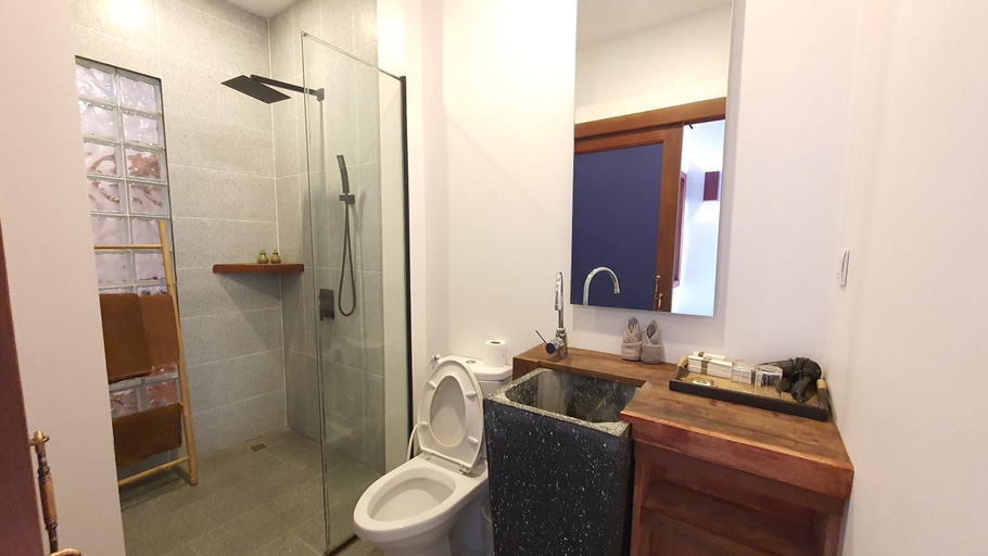 Bathroom, Denalee Villa, Ruessei Kaev