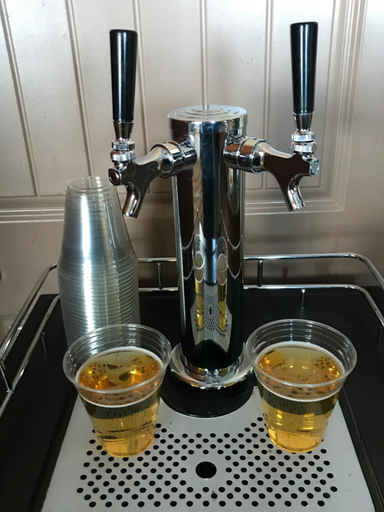 Food & Drinks 5, AmericInn by Wyndham Fargo South, Cass