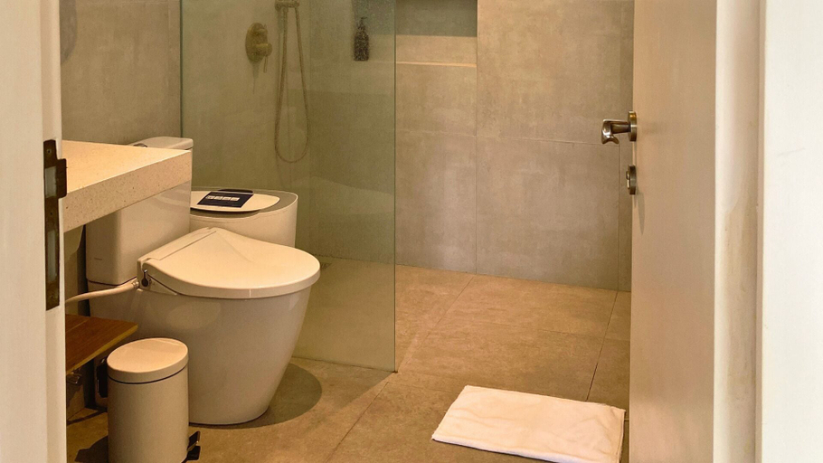 Bathroom 5, White Penny Hostel, Badung