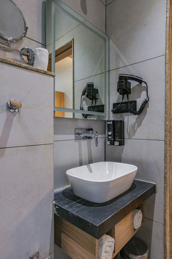 Bathroom 4, Aceotel Select Aria - A Luxury Boutique Hotel, Bhopal