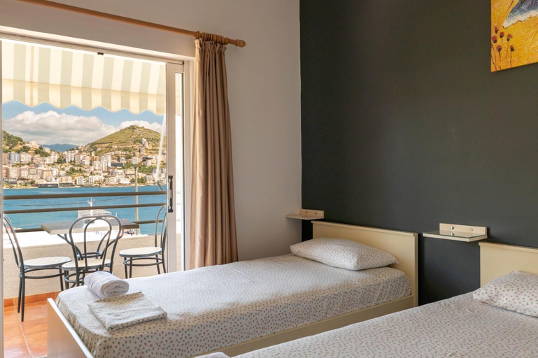 Bedroom 2, Classic Rooms, Sarandës