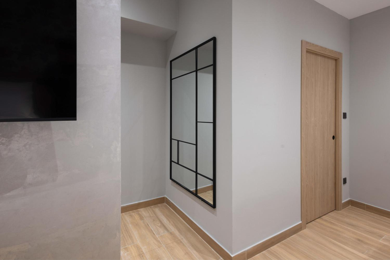 Others 4, University Boutique Rooms