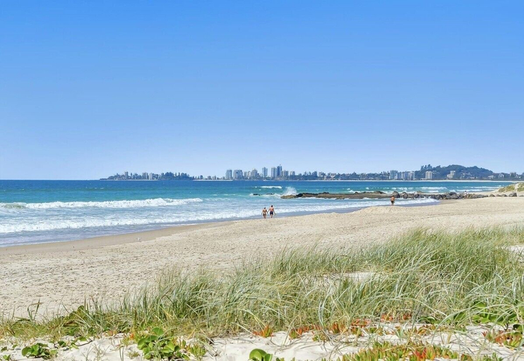 Others 3, Beachside Getaway in Sunny Palm Beach, Gold Coast