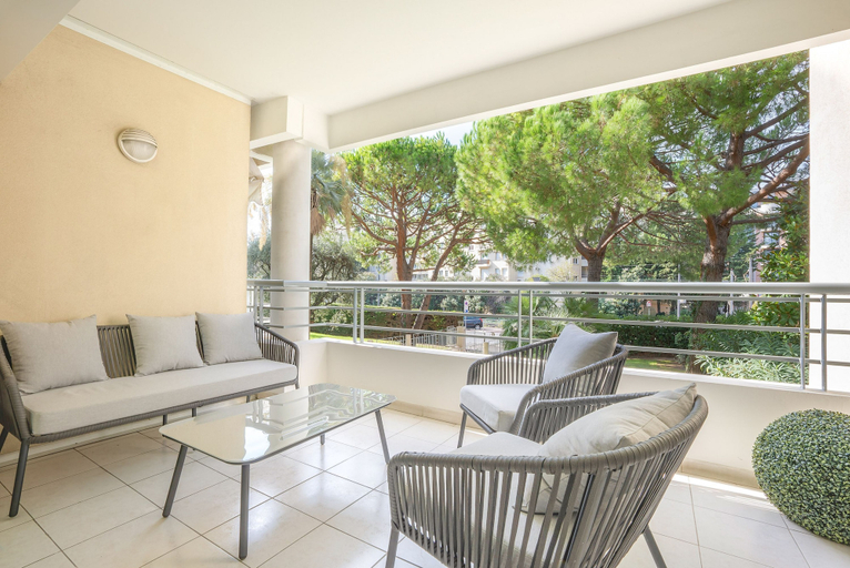Room 3, 200 Dolce Vita in Cannes, Alpes-Maritimes