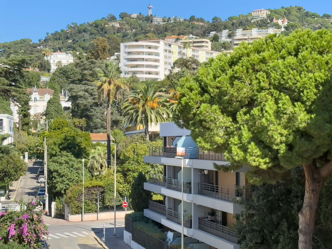 Room 5, Le Cirrode in Cannes, Alpes-Maritimes