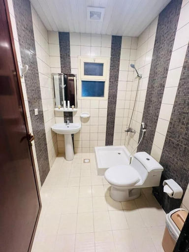 Bathroom 5, Al-Muhaidib Serviced Apartments, Al Ahsa