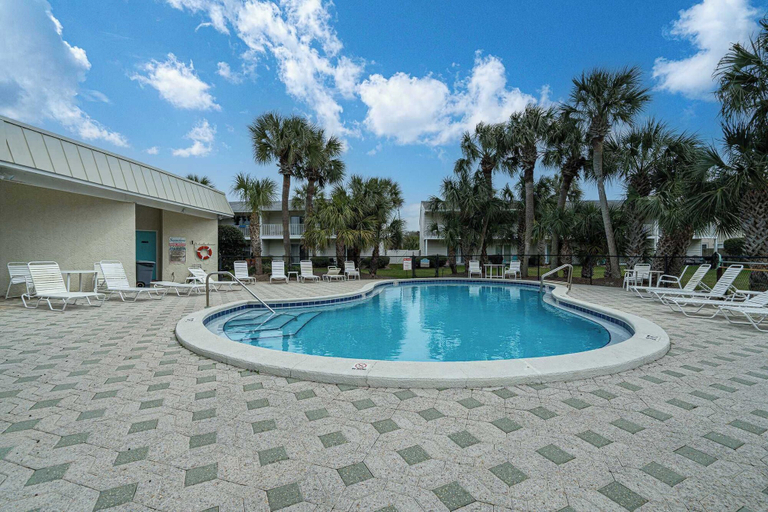 Sport & Beauty, Rum Runner's Retreat - Miramar Beach, Walton