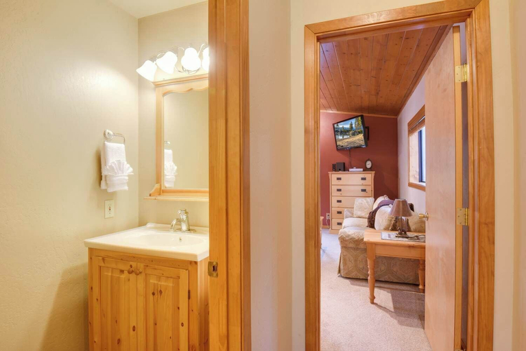 Bathroom, Lake Tahoe Treasure! Minutes From Beach & Skiing, Placer