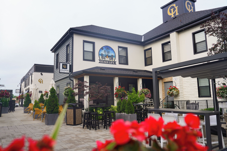 Exterior & Views 2, Colonial Hotel & Suites, Lambton