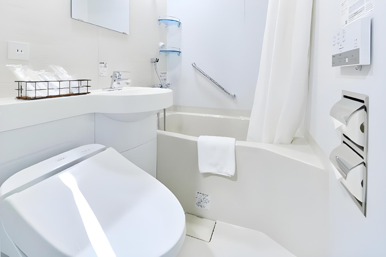Bathroom 2