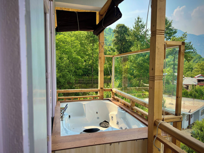 Bathroom, Palash by Loop Inn, Kullu