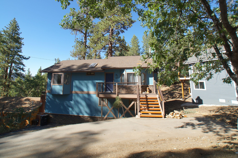 Exterior & Views 2, The Mountain House, San Bernardino
