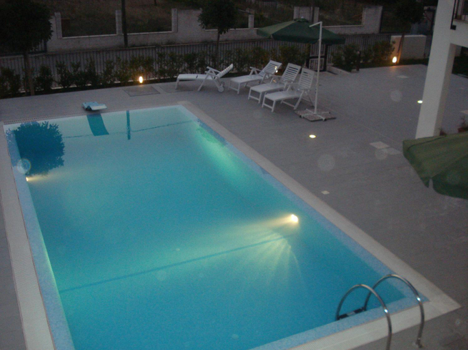 Swimming pool 5, Lina apartments, Taranto
