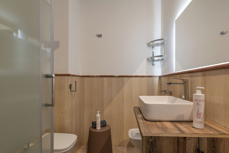 Bathroom 4, Kadì Apartment by Wonderful Italy, Palermo