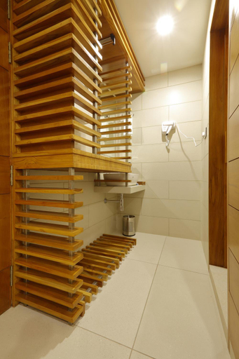 Bathroom 3, 440 a serene stay, Ahmadabad