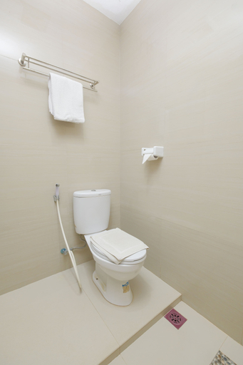 Bathroom 4