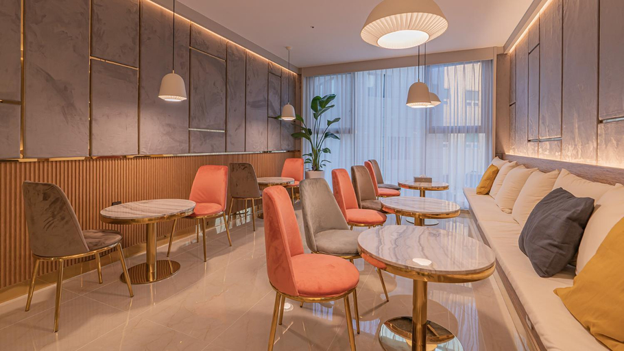 Food & Drinks 5, Grand Bern Hotel, Yeongdo