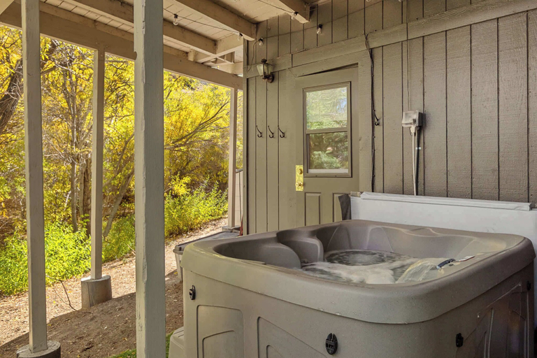 Bathroom, Chalet Vino, San Bernardino