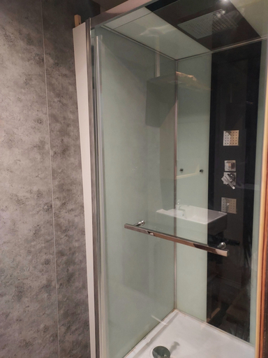 Room 5, Studio Pied de Pistes, Vosges