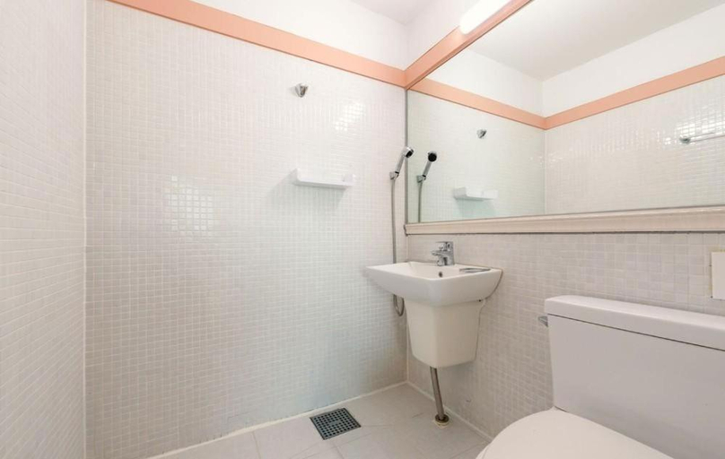 Bathroom 3, Suncheonman Sum Pension, Suncheon