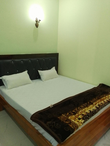 Bedroom 4, Hotel AV Priya, Nalanda