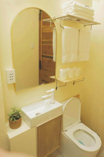 Bathroom, Alon Residences, General Luna