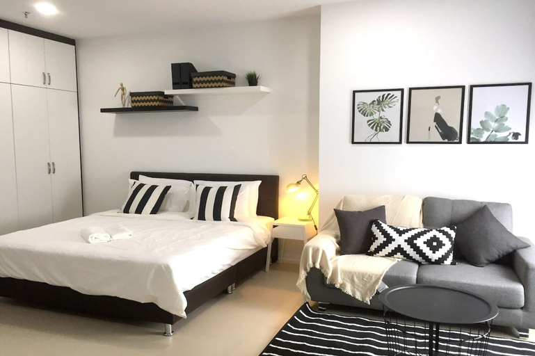 Bedroom 2, Arcoris Mont Kiara Apartments by Emily in Town, Kuala Lumpur