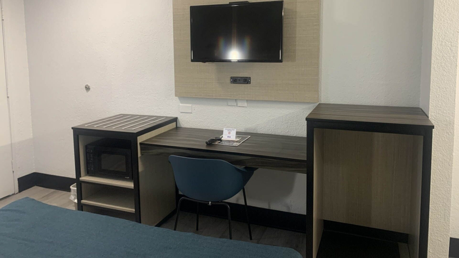 Bedroom 3, Motel 6 Tempe, AZ - Broadway - ASU, Maricopa