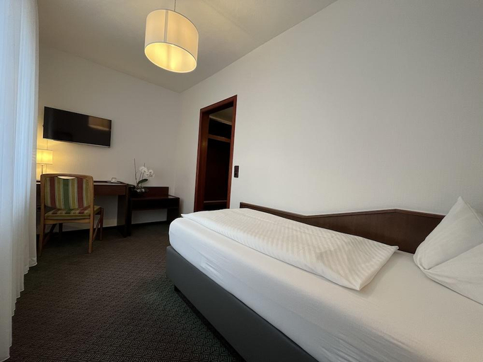 Bedroom 2, Hotel Garni Geisler, Köln