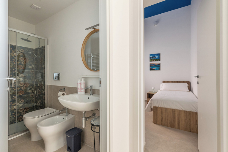 Bathroom 4, Casa Lolli by Wonderful Italy, Palermo