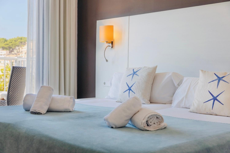 Bedroom 3, Hotel Miramar, Baleares