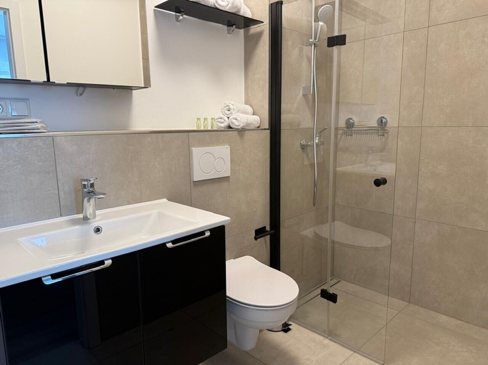 Bathroom 5, Kaya Residence, Bad Kreuznach