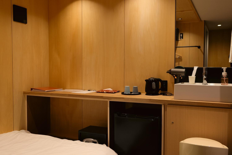 Bedroom 2, 万雷ホテル, Taitō