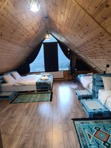 5, Cliffside cottage Kazbegi, Kazbegi