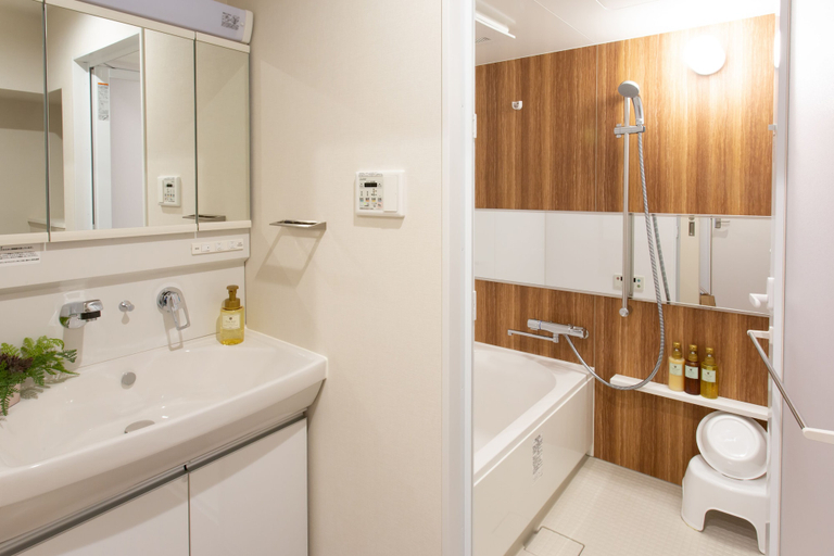 Bathroom 5, BON Condominium Umeda, Osaka