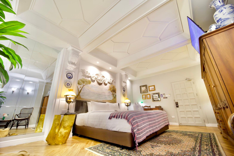 Bedroom 6