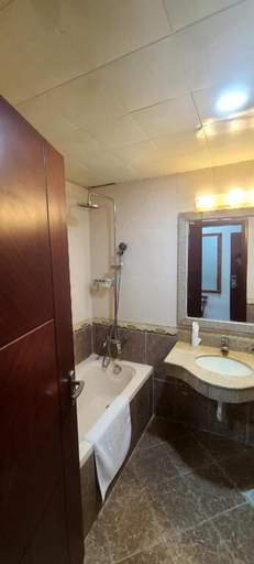 Bathroom 2, Omedad Hotel, Addis Abeba