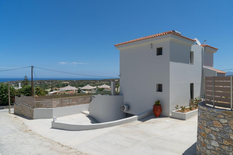 Others 4, Villa in Crete With Sea Views & Private Pool, Crete