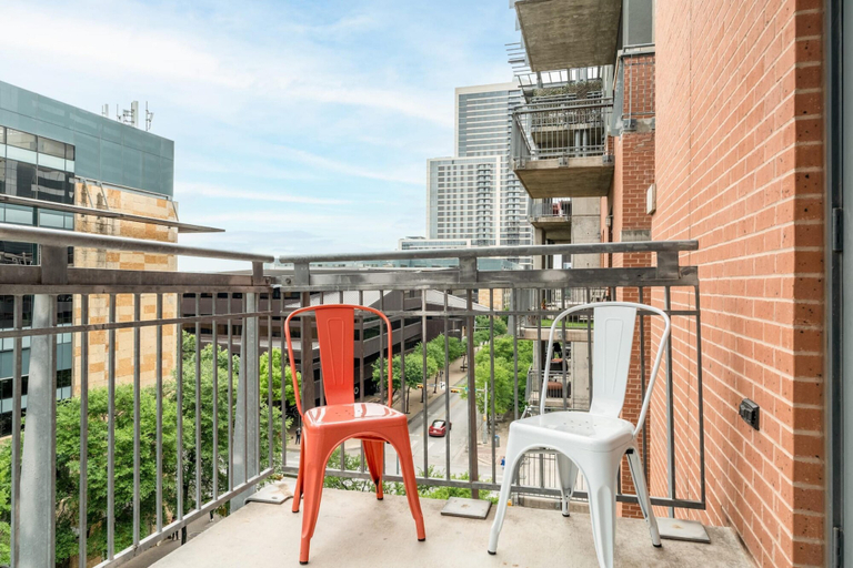 Room 5, Austin Fabulous 1BD 1BA Downtown Apartment, Travis
