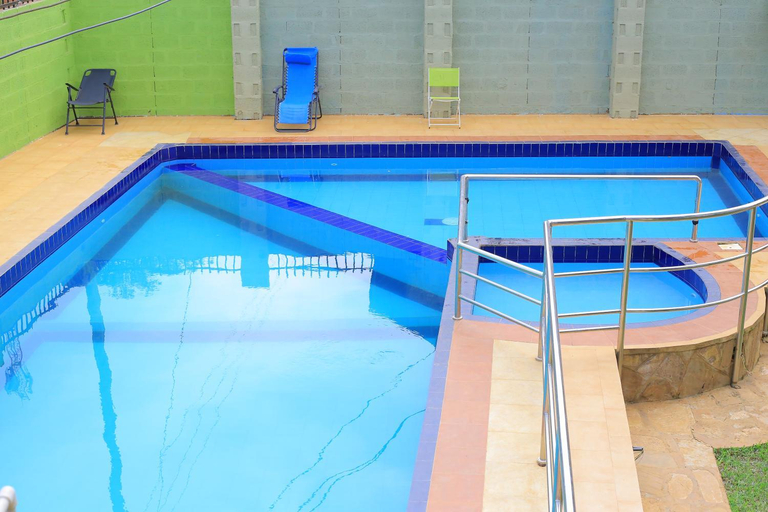 Sport & Beauty 2, Golden Suites Hotel, Busiiro