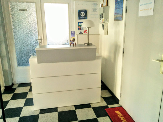 Public Area, Hôtel Araur, Hérault