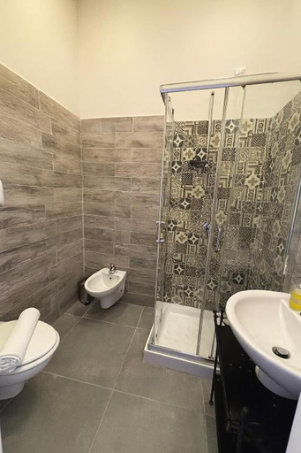 Room 2, GG-Room S. Giovanni, Napoli