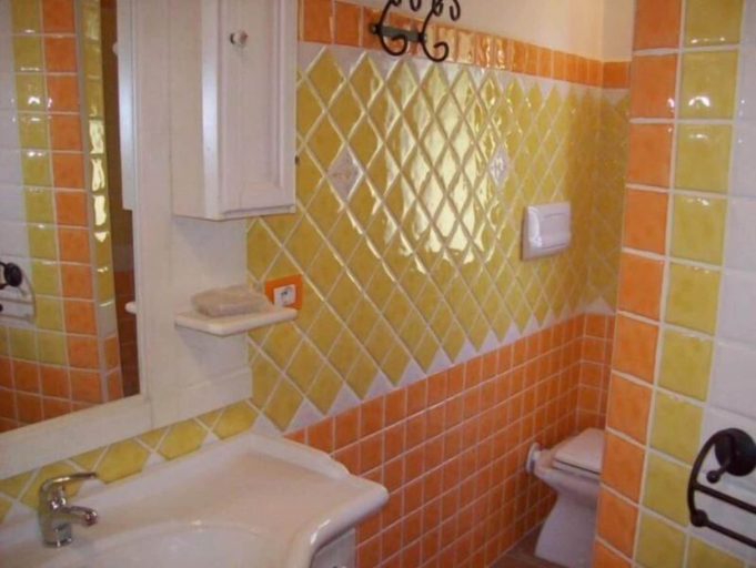 Bathroom 5, Villa Veronica, Sassari