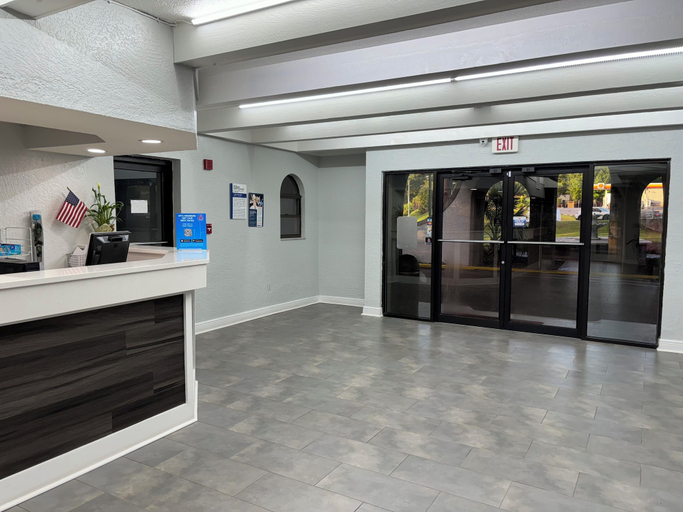 Others 5, Studio 6 Tallahassee, FL – North Monroe, Leon