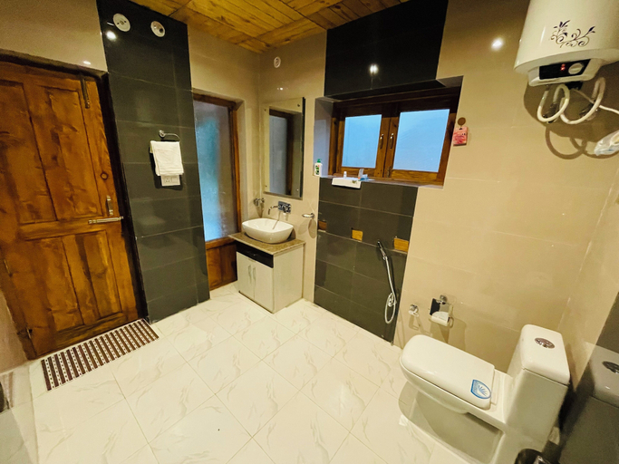 Bathroom 3, Thiksay Organic Resort and Retreat, Leh