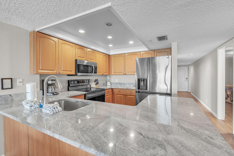 Private kitchen 4, Ram Sea I 405, Pinellas