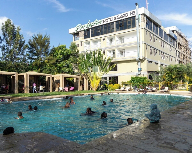 Pool 2, Perfectus Gardens Hotel, Juja