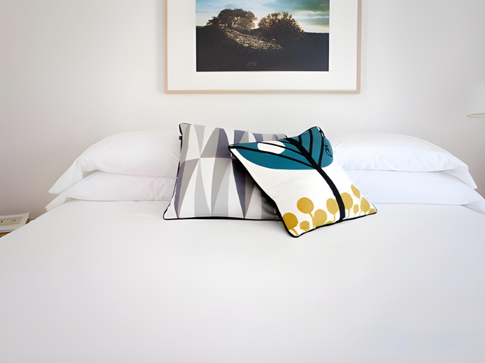 Bedroom 2, 60 Balconies Urban Stay, Madrid